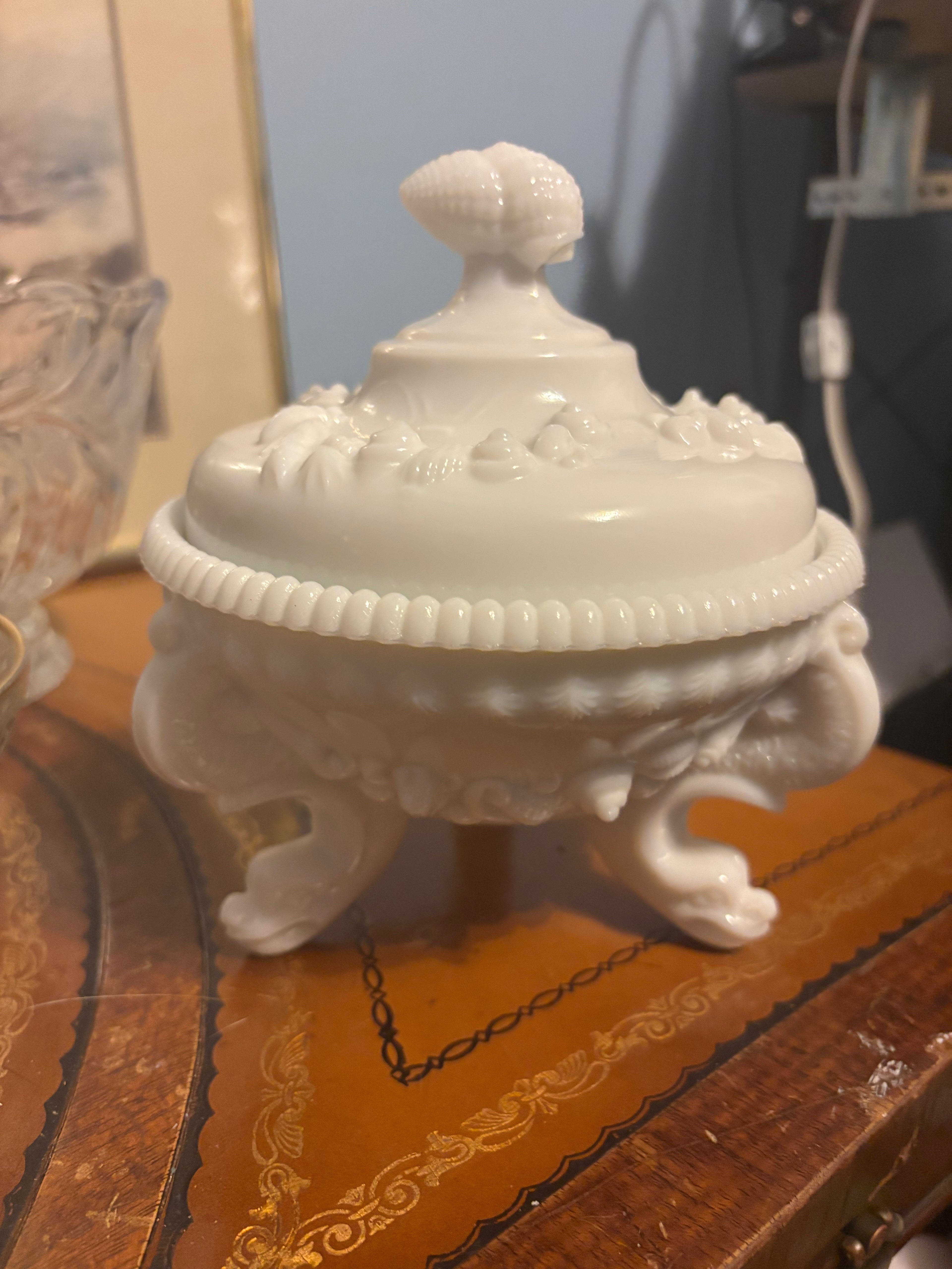 Vintage Westmoreland Argonaut candy dish seashell lid and serpent dragon 3 footed
