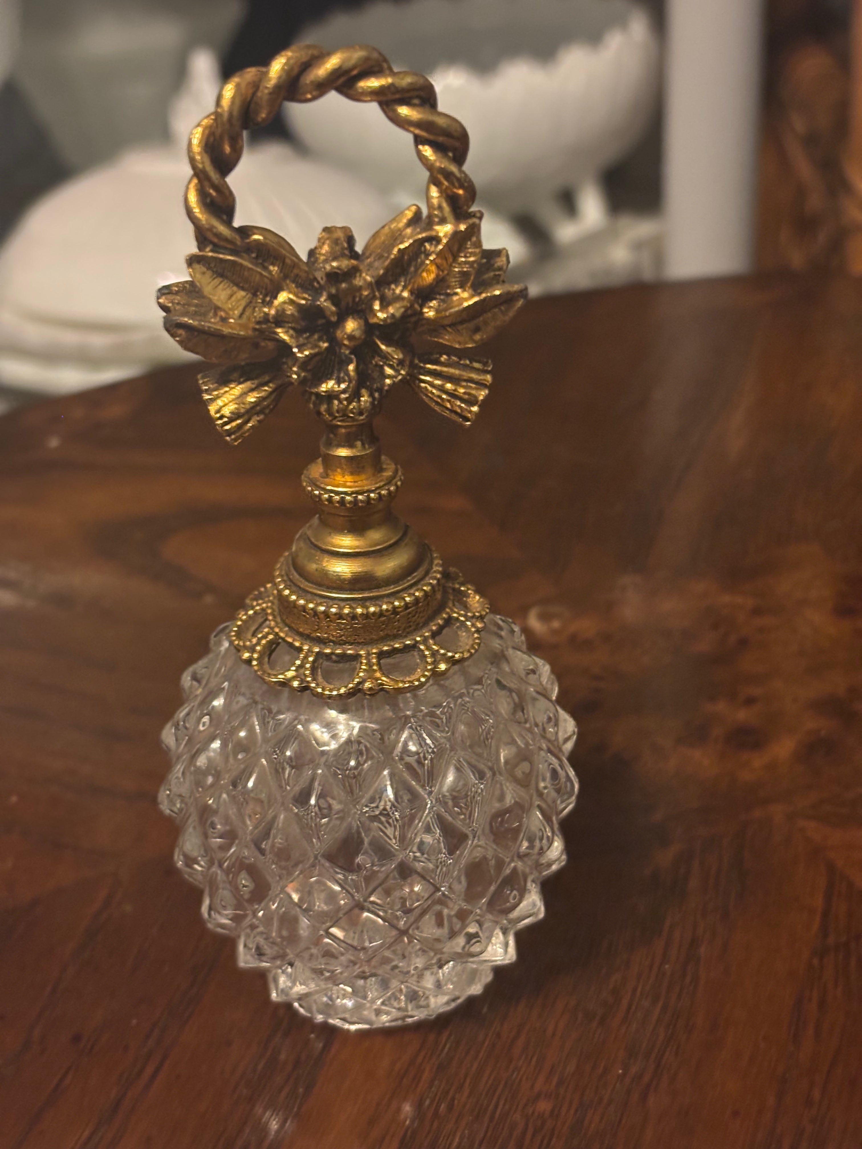 Vintage Matson Hollywood Regency Crystal Perfume bottle with glass dauber.